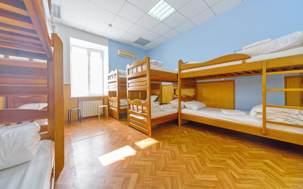 Krovat Na Deribasovskoy Odessa Ngoại thất bức ảnh