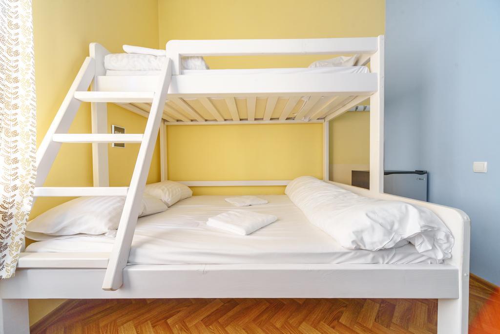 Krovat Na Deribasovskoy Odessa Ngoại thất bức ảnh